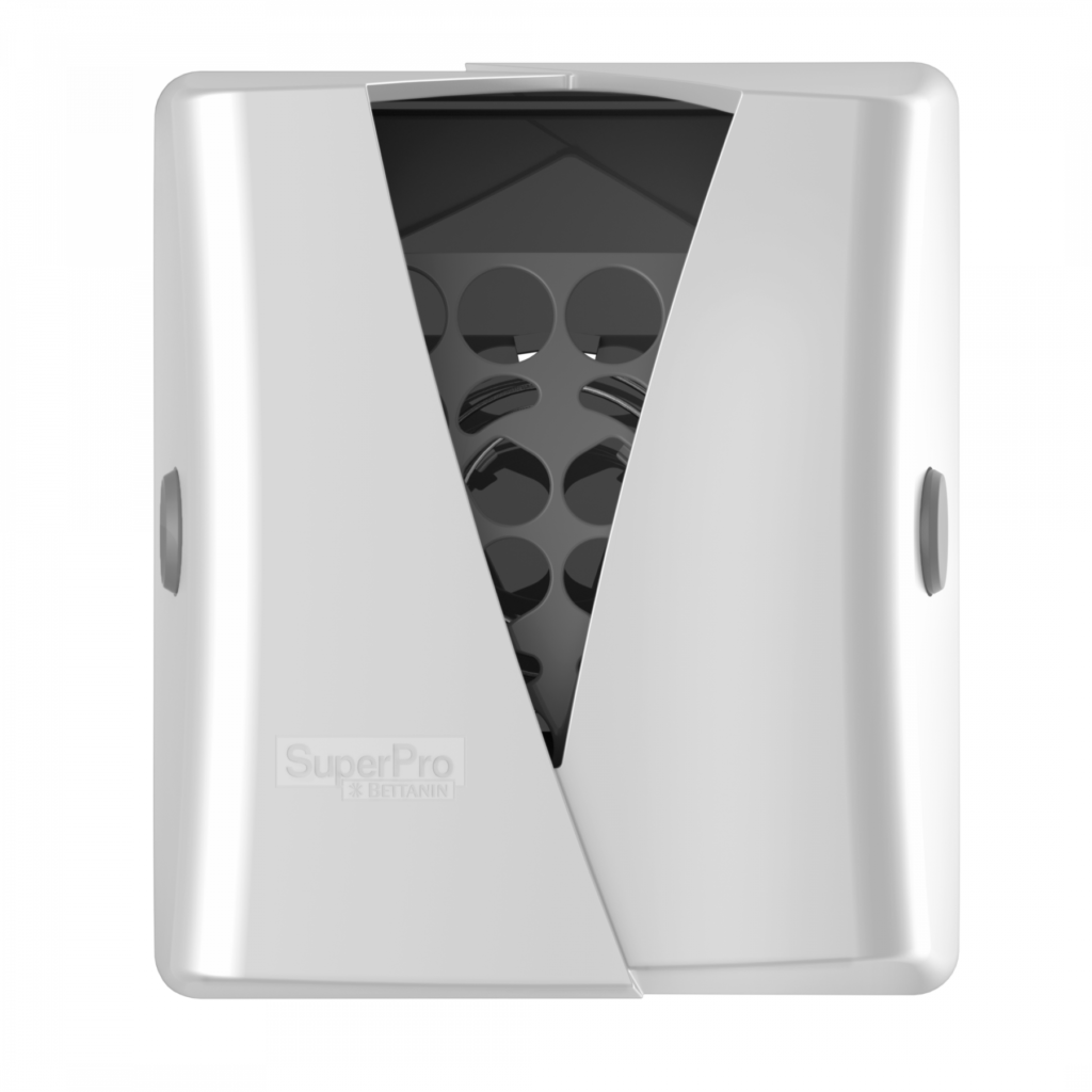 SuperPro Portugal | SuperPro Portugal SuperPro Portugal DISPENSADOR PARA GUARDANAPO DE MESA DISPENSADOR PARA GUARDANAPO DE MESA DISPENSADOR PARA GUARDANAPO DE MESA A nova linha de dispensadores SuperPro Bettanin traz produtos elegantes, modernos, e de qualidade. Robustos, possuem maior durabilidade, tendo como diferencial o design presente nas formas e nas cores. A linha Vision Pro dispõe de um visor transparente que facilita a identificação do momento da substituição do refil, garantindo uma reposição rápida e eficaz. FICHA TÉCNICA DUN 17908057011614 EAN 7908057011617 Quantidade por caixa 6 unidades Peso caixa master 1,2kg Volume 0,010m³ Dimensões caixa master 385 x 155 x 175mm Cor cinza Matéria-Prima Polipropileno, Pigmento e aço. Capacidade Entre 100 e 125 folhas, variando conforme gramatura do papel Peso Produto 0,165kg Dimensões do produto 145 x 125 x 90mm Referência SP9744 | 151 Dispensador de guardanapos de mesa branco com abertura em V SuperPro Bettanin, referência SP9744